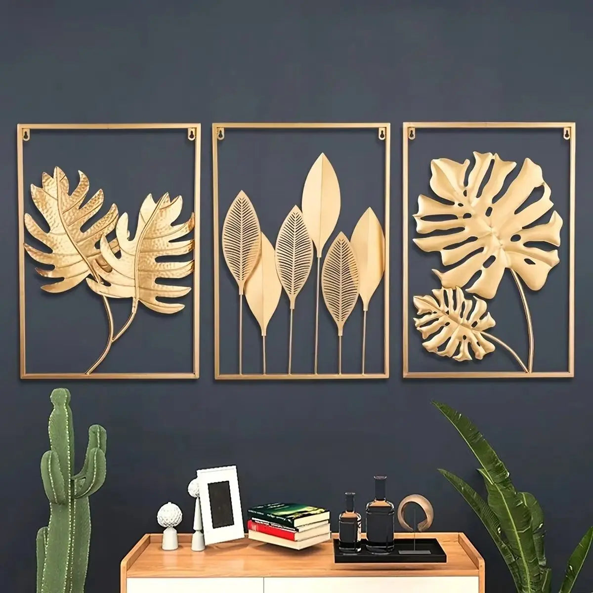 Golden Iron Metal Wall Hanging Luxe Stella